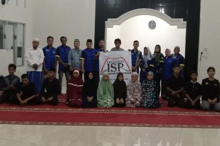 KOMUNITAS TERBESAR DI PENGADEGAN G