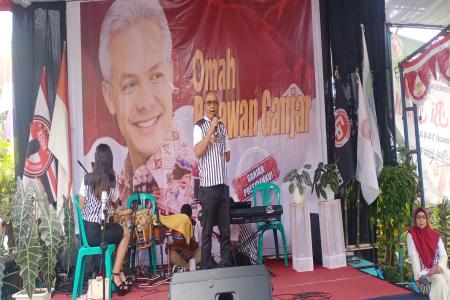 Sebanyak 250 Relawan Dan Simpatisan  D