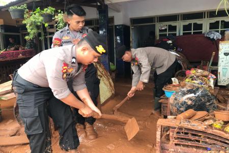 POLDA JATENG TERJUNKAN PERSONIL BA