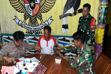 Satgas Pamtas Yonarmed 11 Kostrad Kawa
