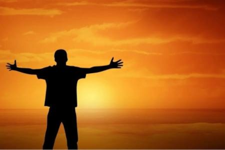 Kisah Pria Bebas Yang Cerdas Tanpa Bat