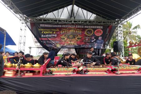 ANNIVERSARY KE 10 COPE'E PURBALING