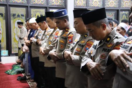 Kapolres Sumenep Gelar Safari Tarawih 