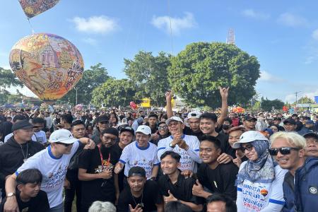 Wonosobo Dibanjiri Wisatawan Saat Lebaran Festival Balon Udara Dan Mud