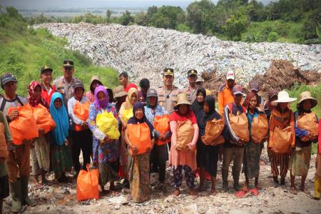 Kapolres Sumenep Gelar Baksos di TPA W