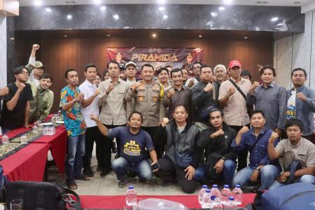 PERKUAT SINERGITAS MELALUI PIRAMID