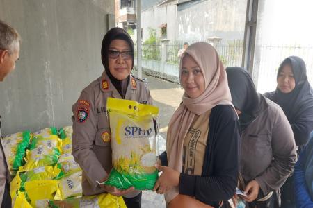 Gerakan Pangan Murah Polresta Malang K