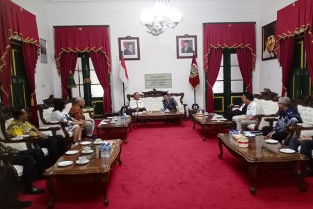 BUPATI WONOSOBO DAN BUPATI MALAKA 