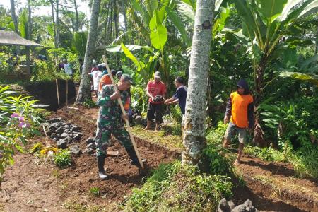 BABINSA TEGALASRI GOTONG ROYONG BA