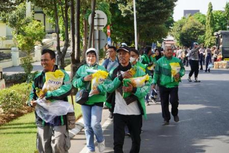 POLDA JATIM PEDULI MASYARAKAT GELA