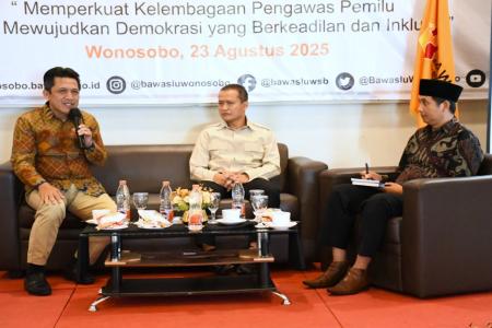 BAWASLU WONOSOBO GELAR RAPAT PENGU