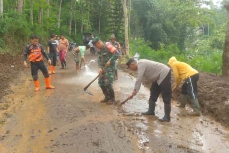 BABINSA KORAMIL 0808-13 DOKO BERSA